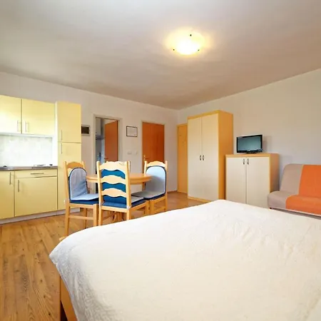 Bogdan 77 3* Rovinj